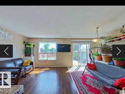 2402 Casselman CR SW photo 6