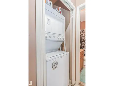 #49 8403 164 AV NW photo 35