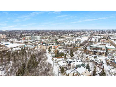 7927 112S AV NW photo 11