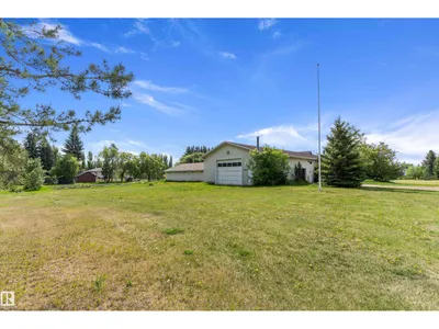 20415 Quadrant ave SW photo 27
