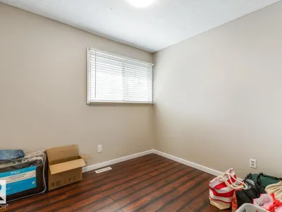 6303 89 AV NW photo 23