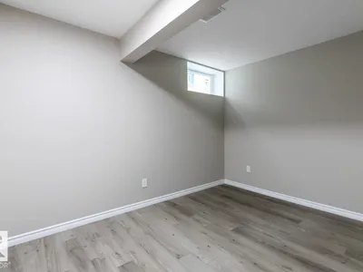 6303 89 AV NW photo 30