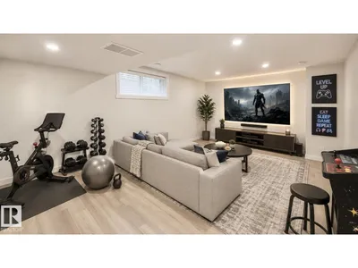 3962 CLAXTON LO SW photo 42