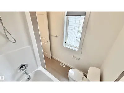 3962 CLAXTON LO SW photo 41