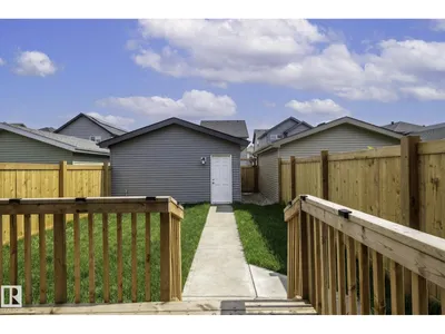 12112 35 AV SW photo 51