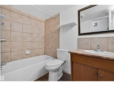 7304/7306 78 AV NW photo 30