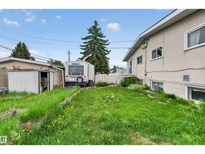 7304/7306 78 AV NW photo 46