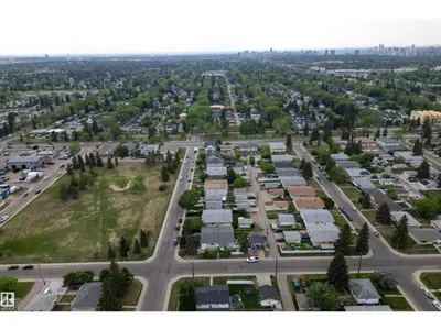 7304/7306 78 AV NW photo 52