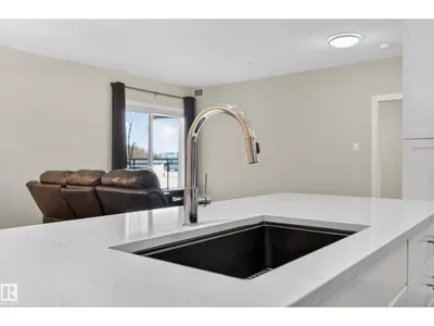 #129 11074 ELLERSLIE RD SW photo 7