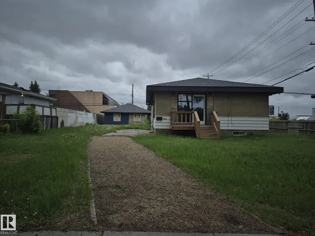 9859 67 AV NW, Edmonton