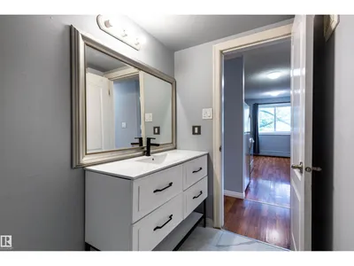 #202 10740 105 ST NW photo 8