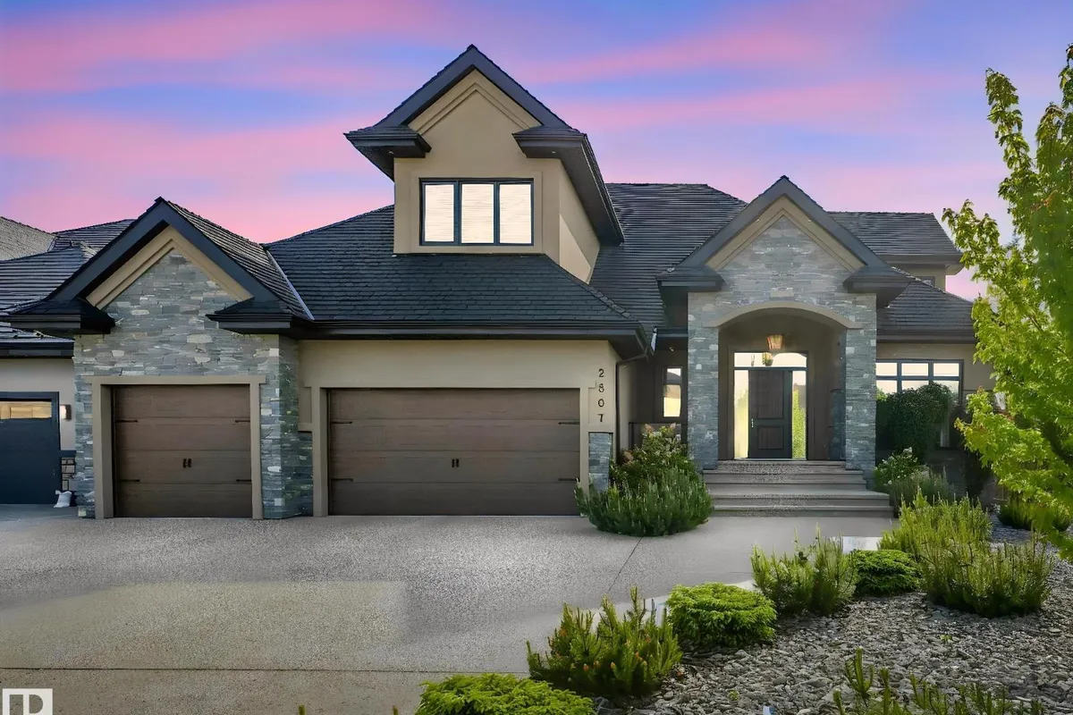 2807 WHEATON DR NW exterior