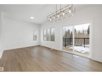 18953 24 AV NW photo 11