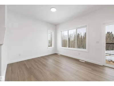 18953 24 AV NW photo 14