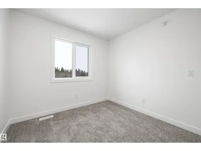 18953 24 AV NW photo 26