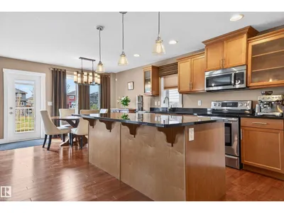 37 CRANSTON PL photo 10