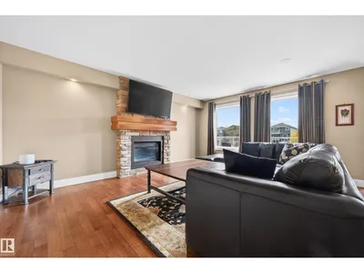 37 CRANSTON PL photo 19