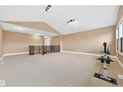 37 CRANSTON PL photo 31
