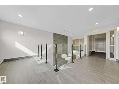 #207 320 Ambleside LI SW photo 28