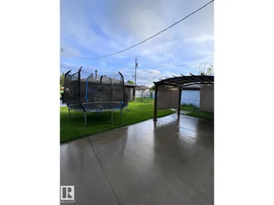 11911 133 AV NW photo 35
