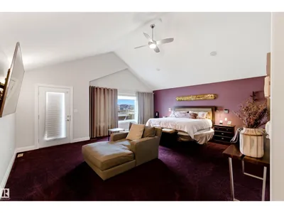 9003 16 AV SW photo 27