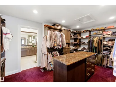 9003 16 AV SW photo 30
