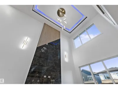 4305 36 ST photo 28