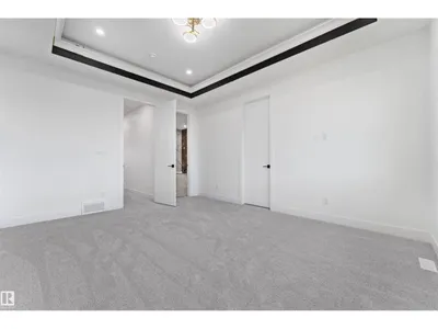4305 36 ST photo 37