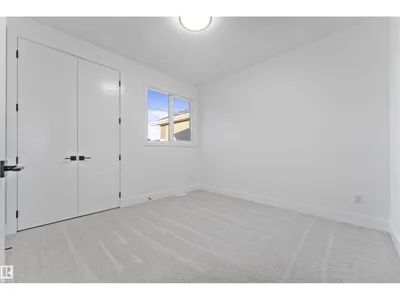 4305 36 ST photo 44