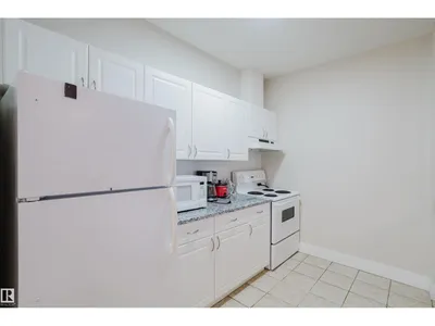 #407 9919 105 ST NW photo 9