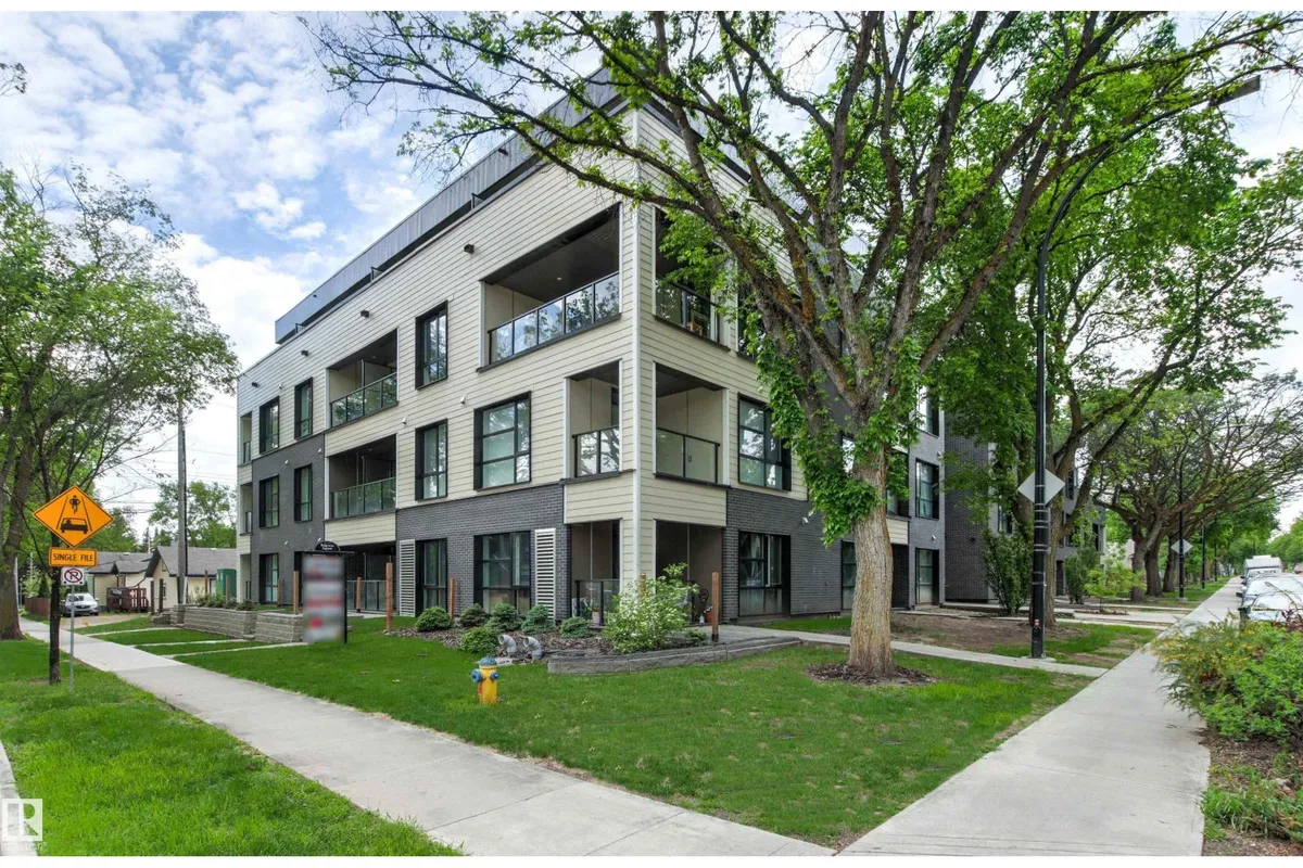 #413 11503 76 AV NW exterior