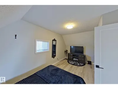 9328 106A AV NW photo 26