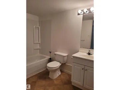 10219A 155 ST NW photo 11