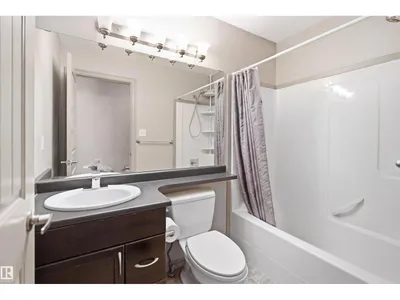 1144 35 AV NW photo 28