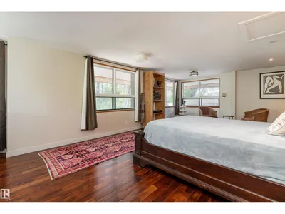 20211 9 AV SW photo 23