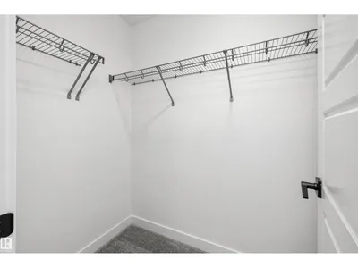 8608 183 AV NW photo 37
