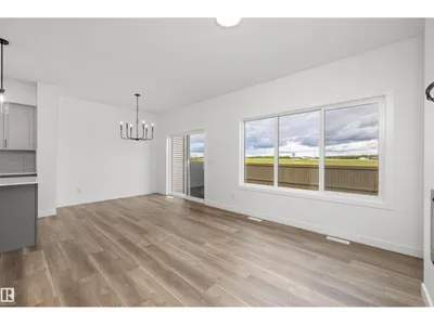 8608 183 AV NW photo 20