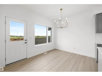8536 183 AV NW photo 13