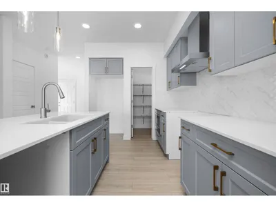 18931 24 AV NW photo 9
