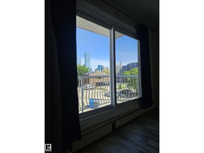 #301 10615 110 Street NW NW photo 12