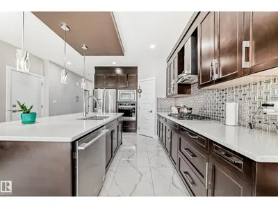 1238 26A ST NW photo 6