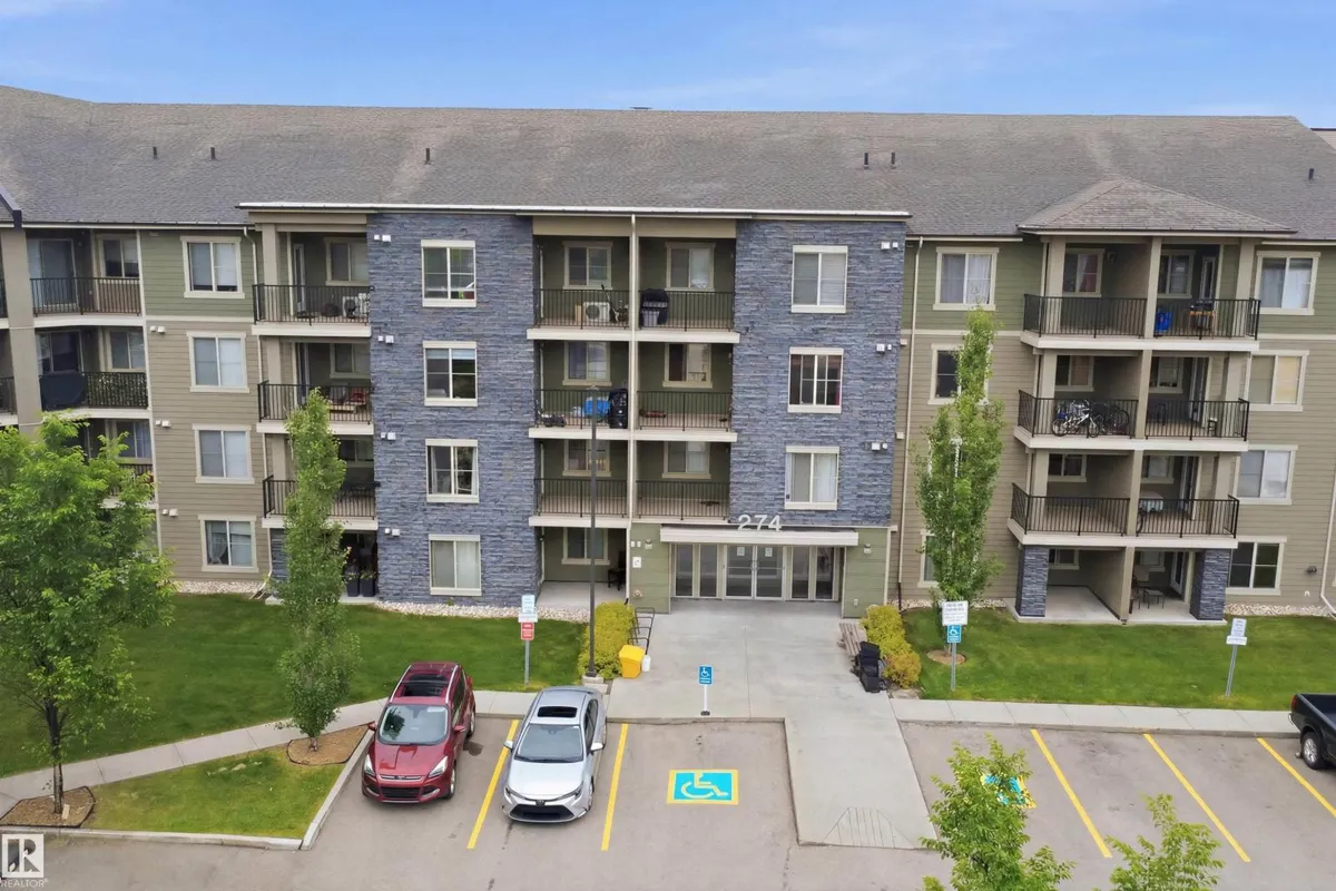 #115 274 MCCONACHIE DR NW exterior