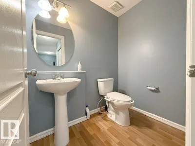 3347 24 AV NW photo 13