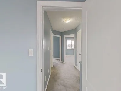 3347 24 AV NW photo 16