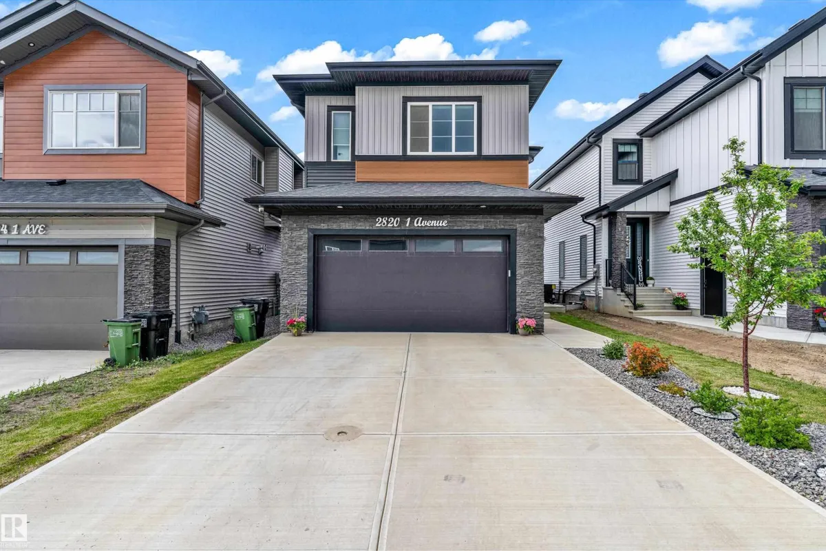 2820 1 AV SW exterior