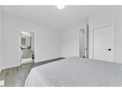 2820 1 AV SW photo 35