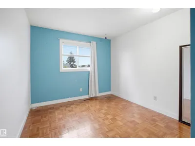 3220 42A AV NW photo 16