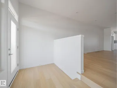 424 176 AV NE photo 7