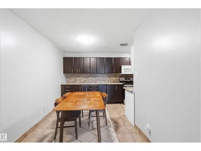 219 Callingwood Tw NW NW photo 47