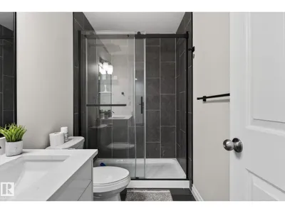 9628 221 ST NW photo 43